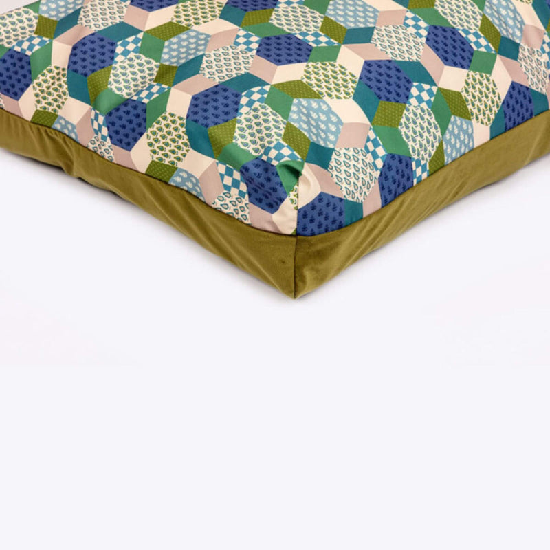 Laura Ashley Thistle Patchwork Duvet Dog Bed - Percys Pet Products